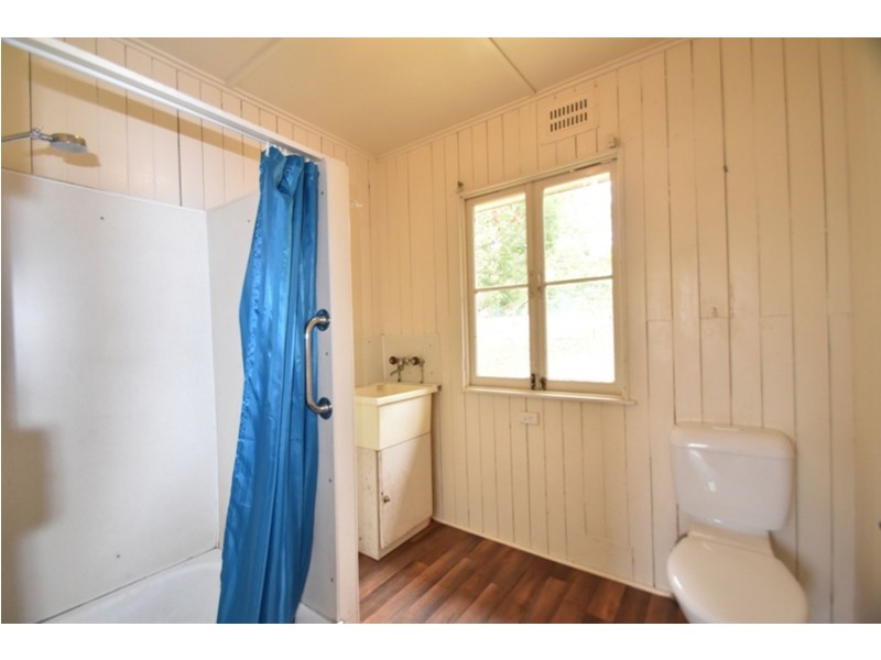 17/21 West Street, Newtown QLD 4350