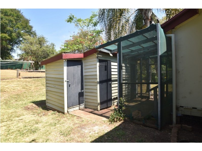 17/21 West Street, Newtown QLD 4350