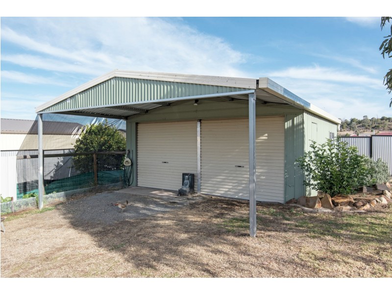 21 Curlew Street, Meringandan West QLD 4352