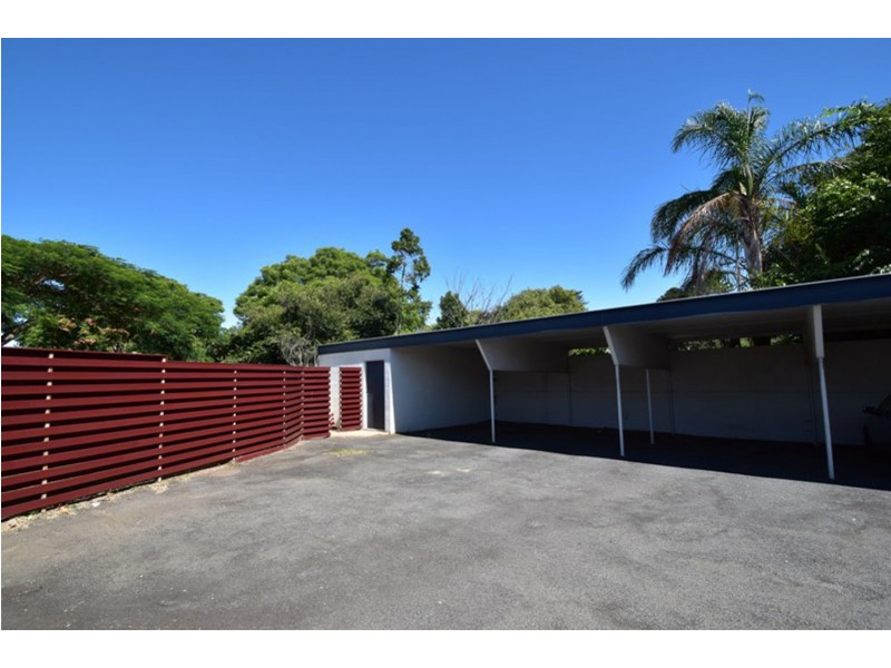 1/267a Geddes Street, Centenary Heights QLD 4350