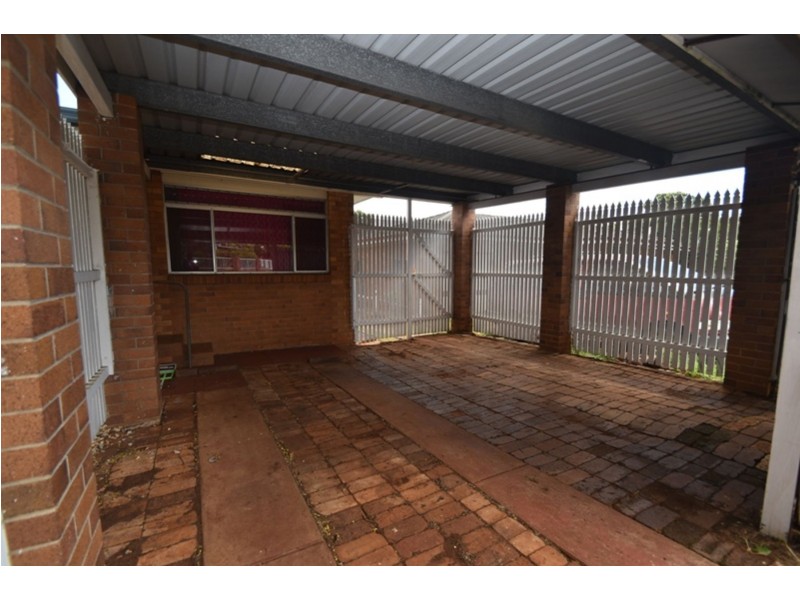391 Hume Street, Kearneys Spring QLD 4350