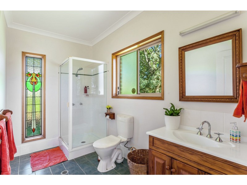 32 Murphy’s Creek Road, Blue Mountain Heights QLD 4350