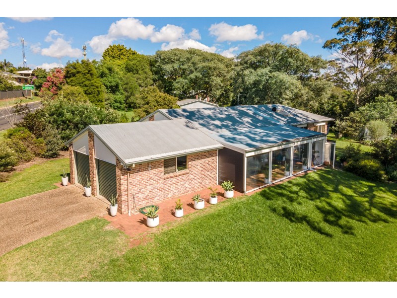 32 Murphys Creek Road, Blue Mountain Heights QLD 4350