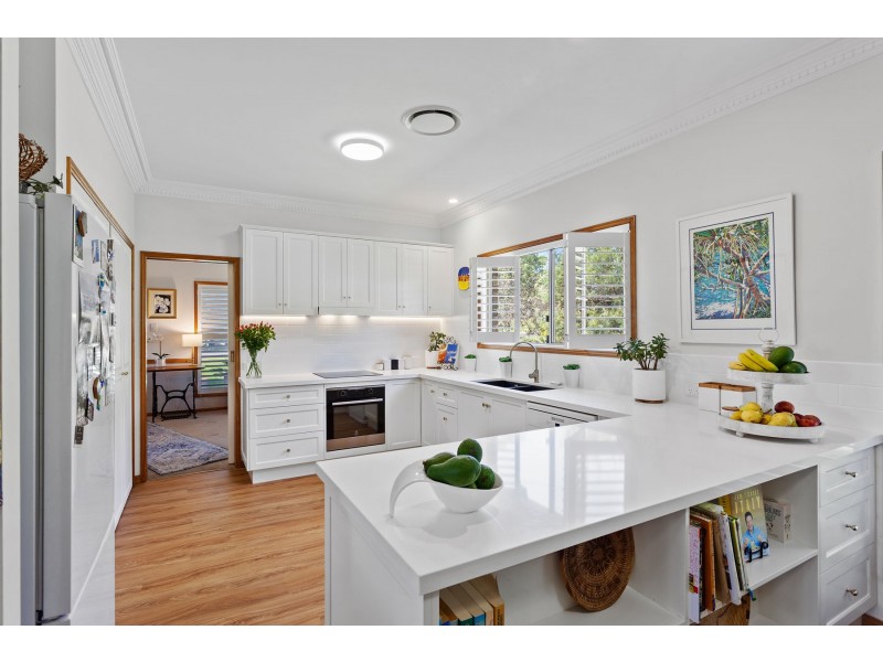 32 Murphys Creek Road, Blue Mountain Heights QLD 4350