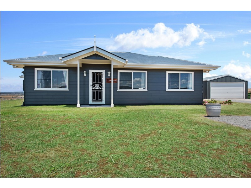 3 Southern Cross Drive, Kingsthorpe QLD 4400