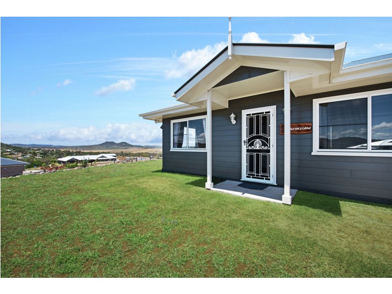 3 Southern Cross Drive, Kingsthorpe QLD 4400