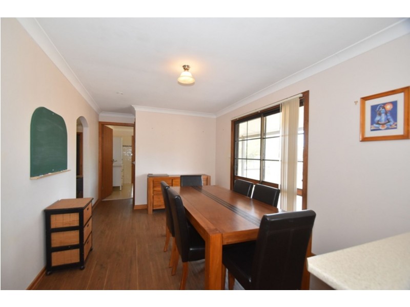 9 Lobwein Street, Meringandan West QLD 4352