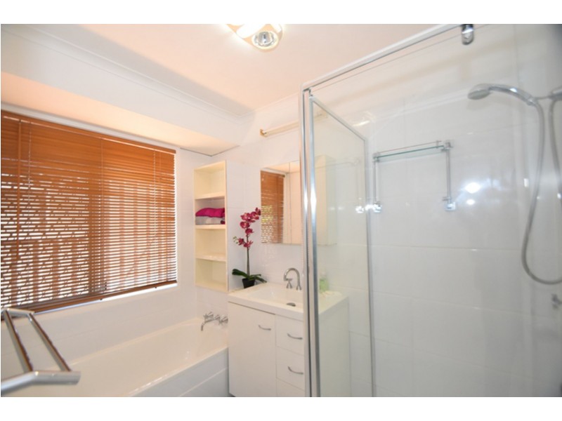 37 Champagne Crescent, Wilsonton Heights QLD 4350