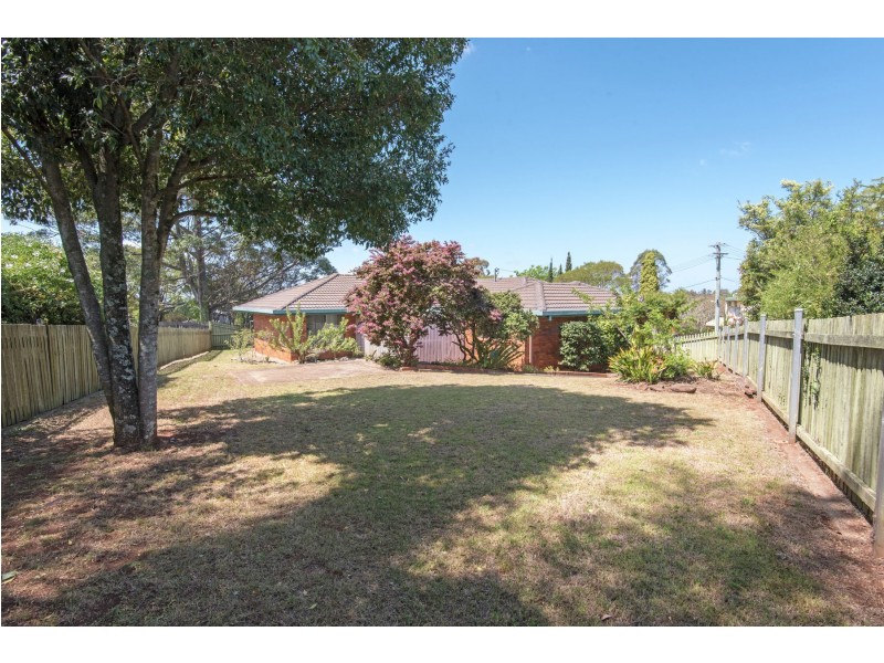 11 Hardy Court, Wilsonton Heights QLD 4350