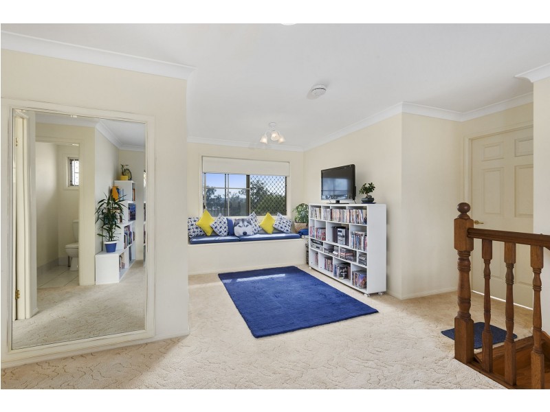 70 Lakes Drive, Laidley Heights QLD 4341