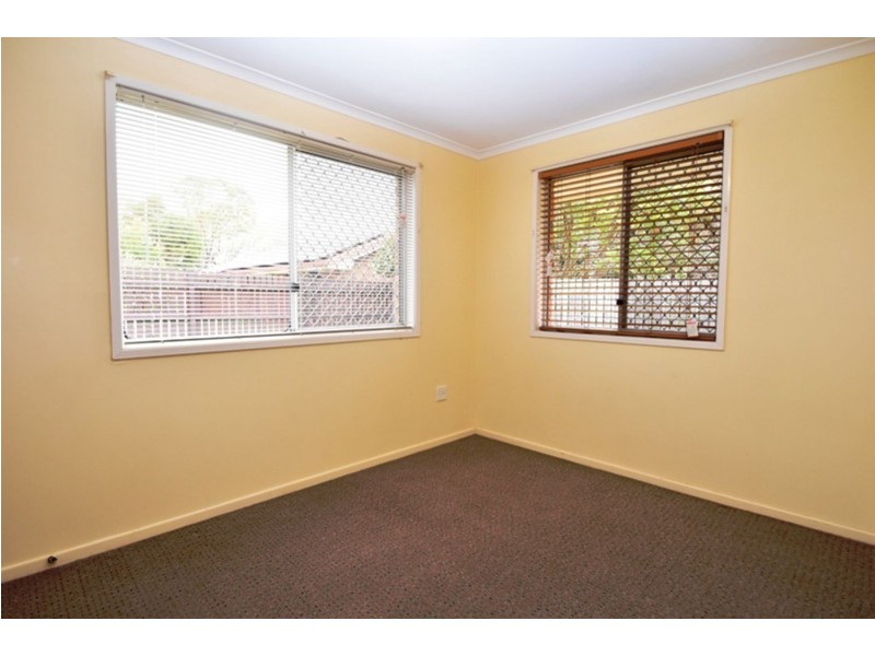2/8 Marigold Street, Centenary Heights QLD 4350