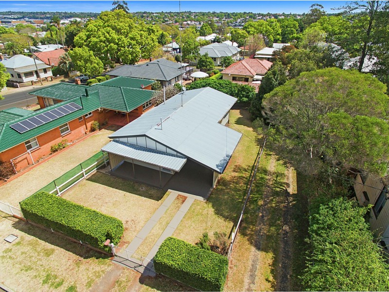13A Partridge Street, North Toowoomba QLD 4350