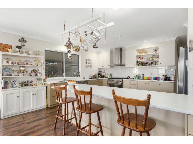 48 Gowlett Road, Haden QLD 4353