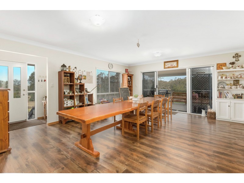 48 Gowlett Road, Haden QLD 4353
