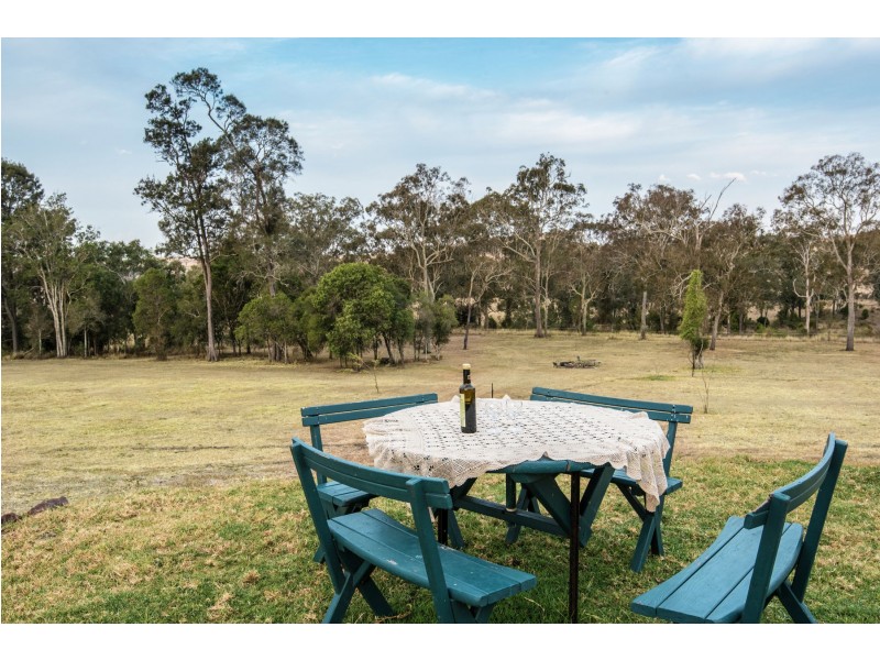 48 Gowlett Road, Haden QLD 4353