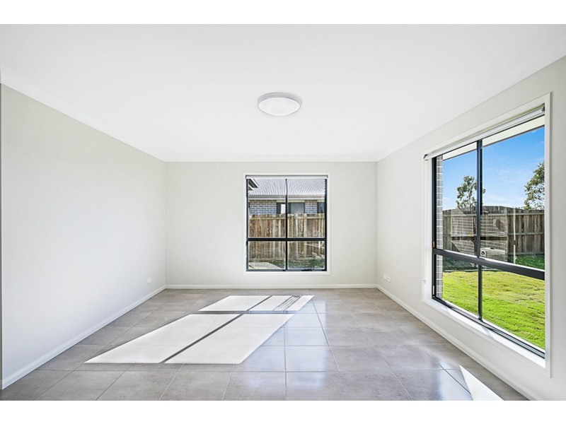 17 Magpie Drive, Cambooya QLD 4358
