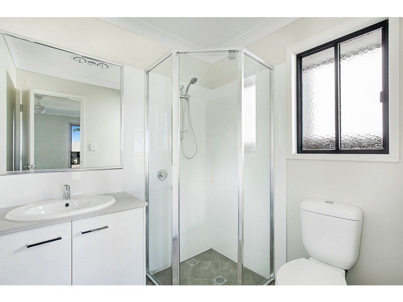 17 Magpie Drive, Cambooya QLD 4358