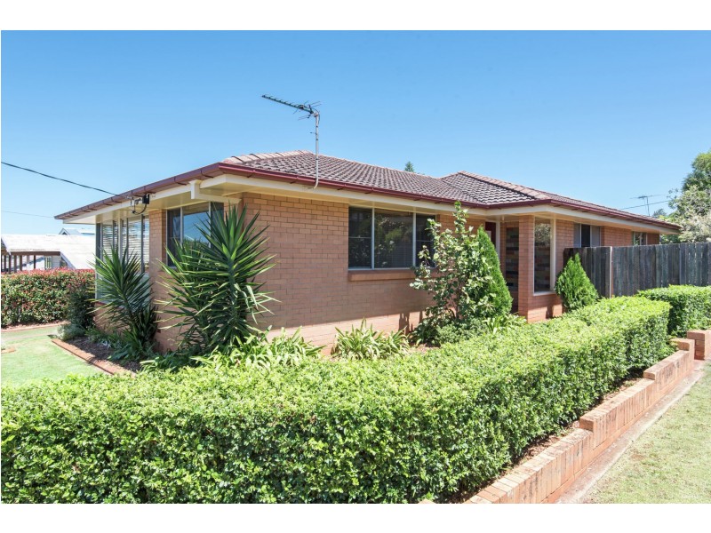 38 McNamara Street, Centenary Heights QLD 4350