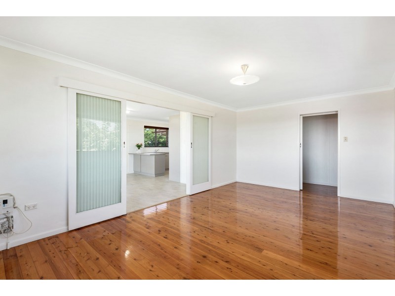 38 McNamara Street, Centenary Heights QLD 4350