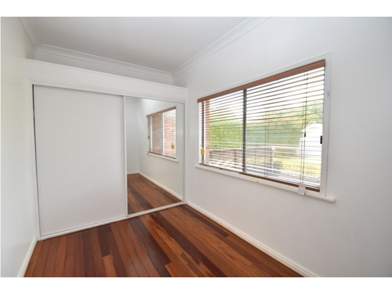 54 Flinders Street, Centenary Heights QLD 4350