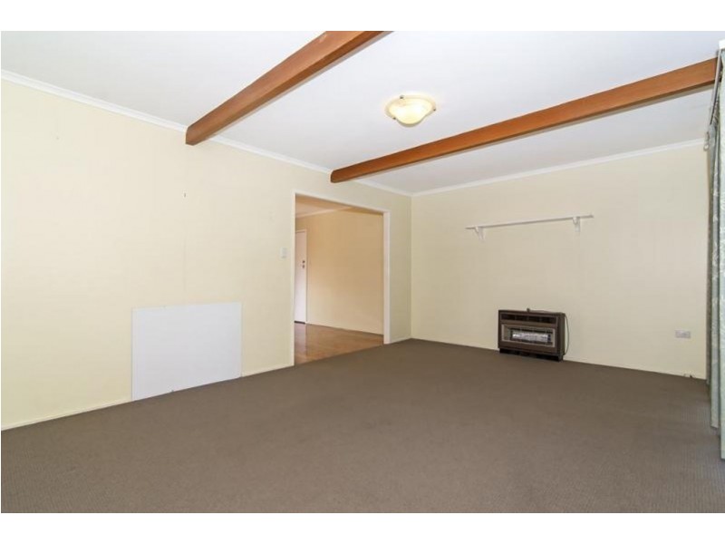 4 Raelyn Street, Centenary Heights QLD 4350