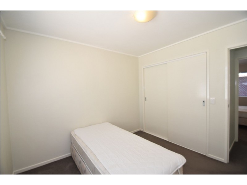 4/267a Geddes Street, Centenary Heights QLD 4350