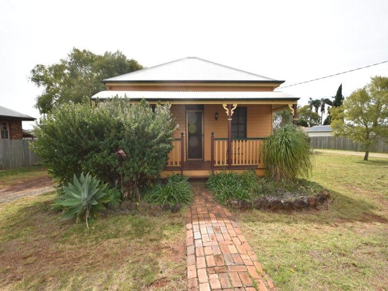 5 Dalmeny Street, Wilsonton QLD 4350