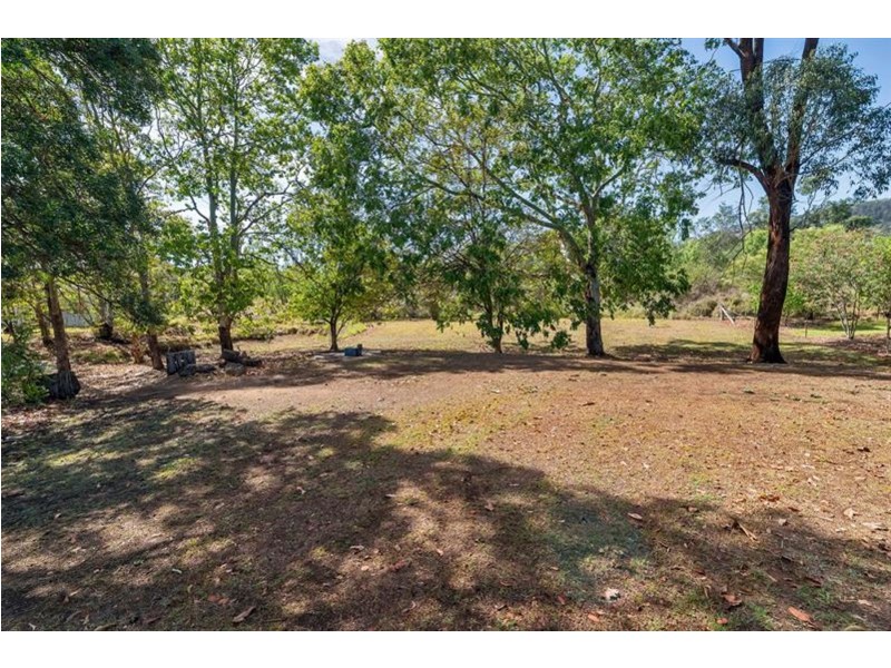28 Stewart Street, Withcott QLD 4352