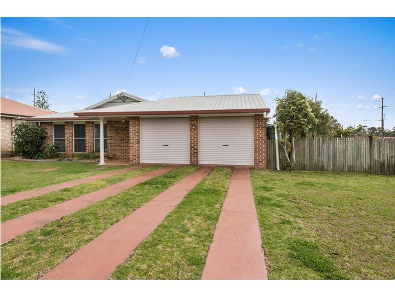 1 Kauri Street, Kearneys Spring QLD 4350