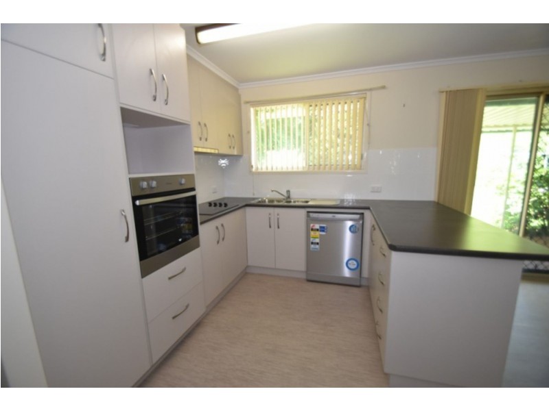 28 Clewley Crescent, Rangeville QLD 4350