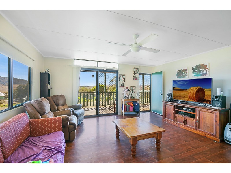 11 Bell Street, Greenmount QLD 4359