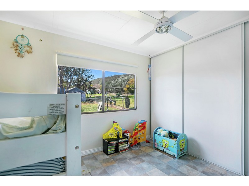 11 Bell Street, Greenmount QLD 4359