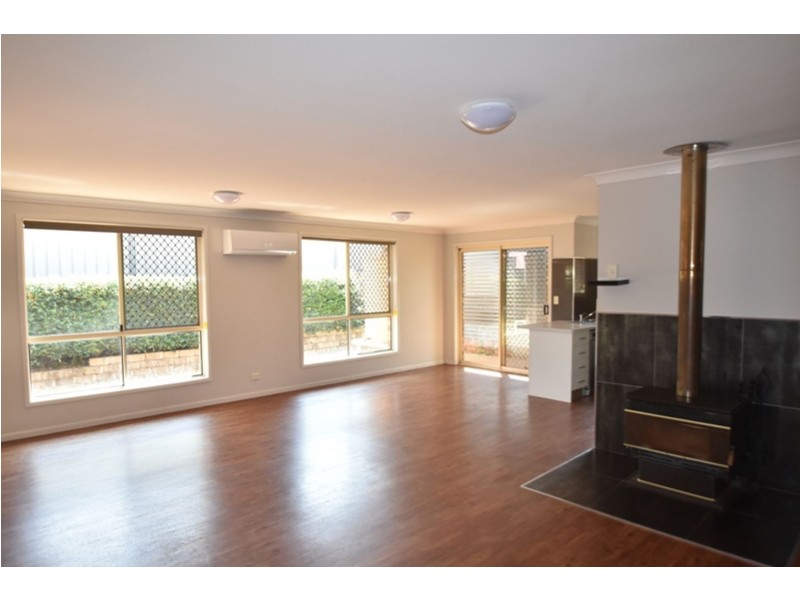 17 Evergreen Court, Glenvale QLD 4350