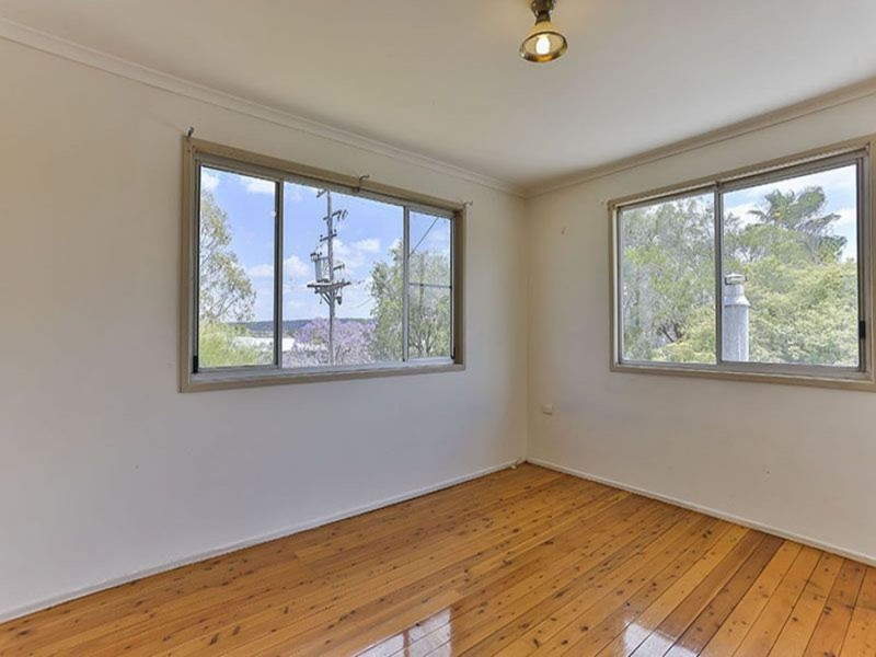 22 Mocatta Street, Goombungee QLD 4354