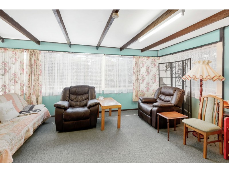 43 Llewellyn Street, Centenary Heights QLD 4350