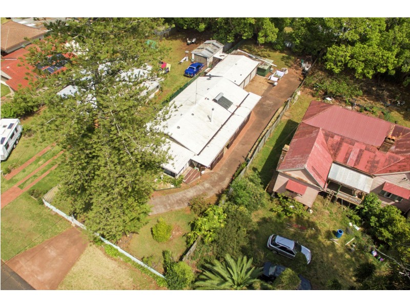 43 Llewellyn Street, Centenary Heights QLD 4350