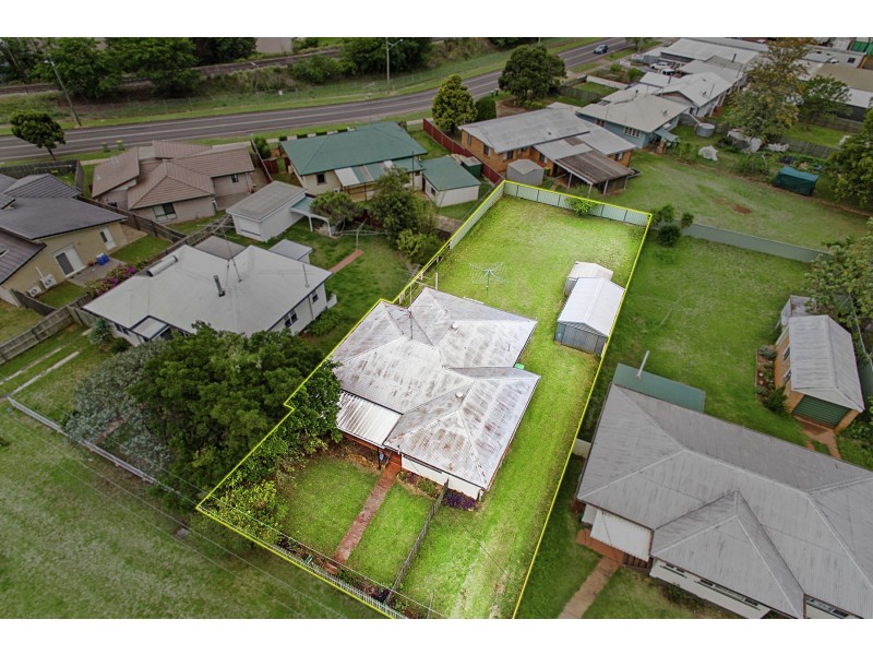 6 Short Street, South Toowoomba QLD 4350