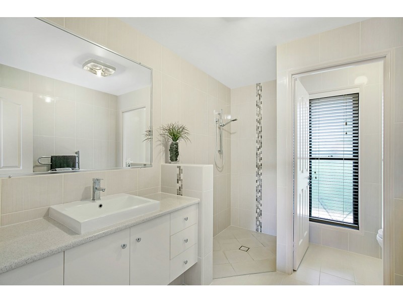 30 McClymont Drive, Rangeville QLD 4350