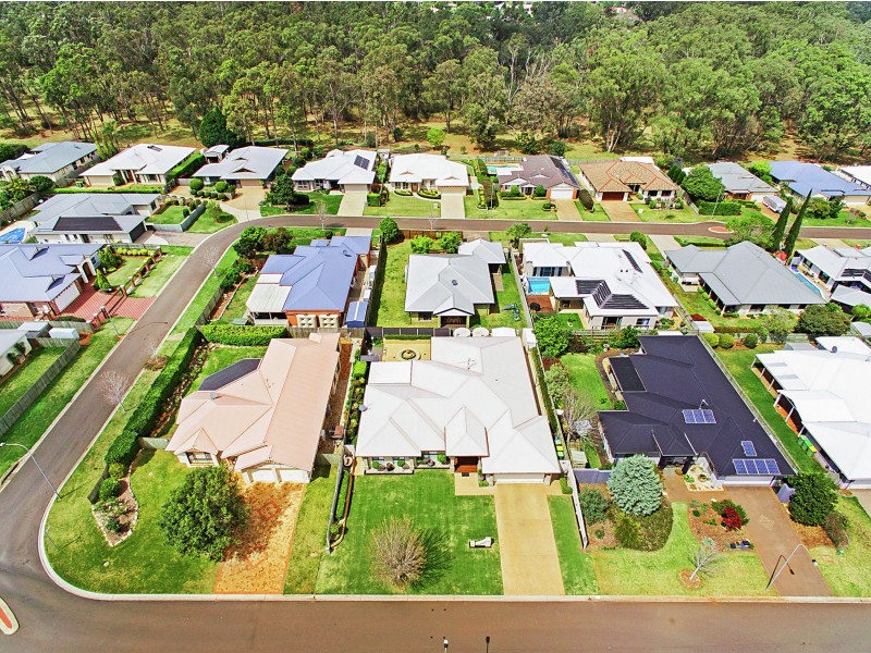 30 McClymont Drive, Rangeville QLD 4350