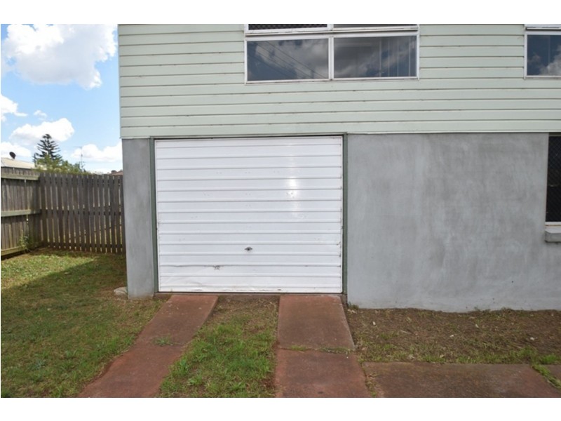 7 Shaw Court, Harristown QLD 4350