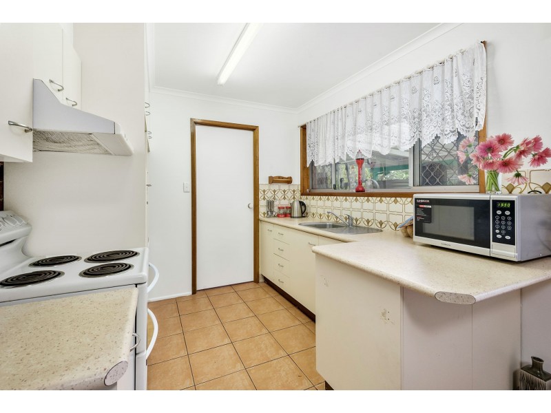 13 Magnolia Street, Centenary Heights QLD 4350
