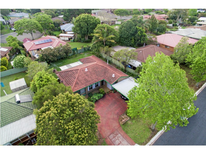 13 Magnolia Street, Centenary Heights QLD 4350