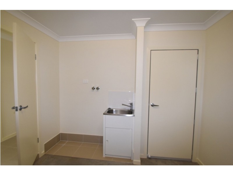 1/3 Minnett Street, Glenvale QLD 4350