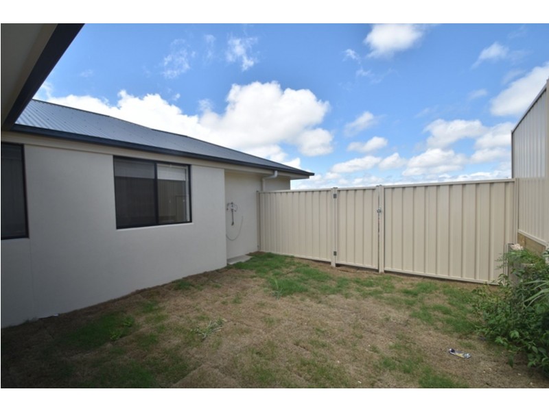 1/3 Minnett Street, Glenvale QLD 4350