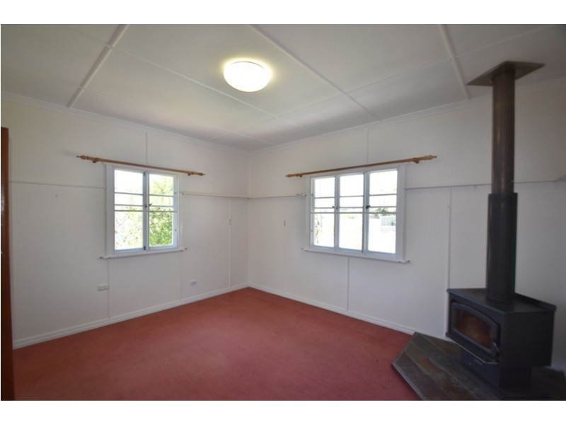 31 Butt Street, Harristown QLD 4350