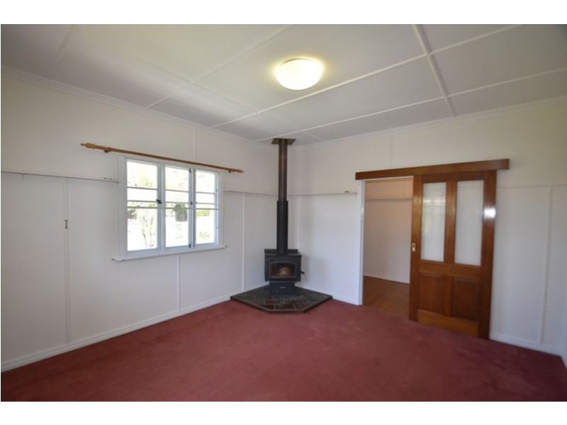 31 Butt Street, Harristown QLD 4350