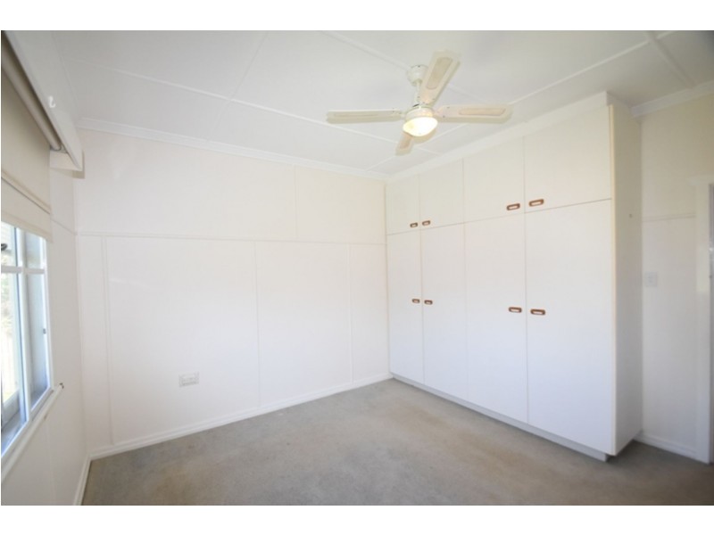 31 Butt Street, Harristown QLD 4350
