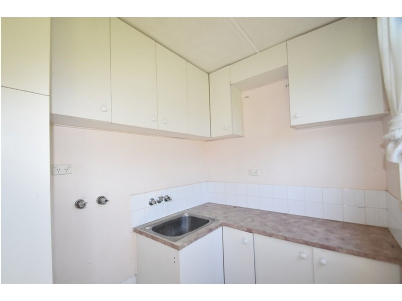 31 Butt Street, Harristown QLD 4350