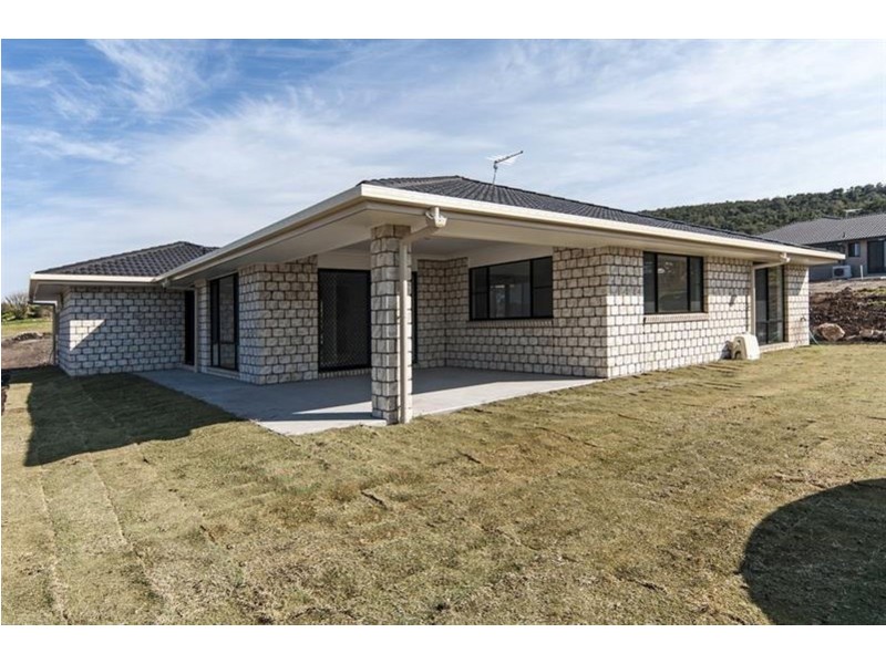 10 Calcutt Road, Gowrie Junction QLD 4352