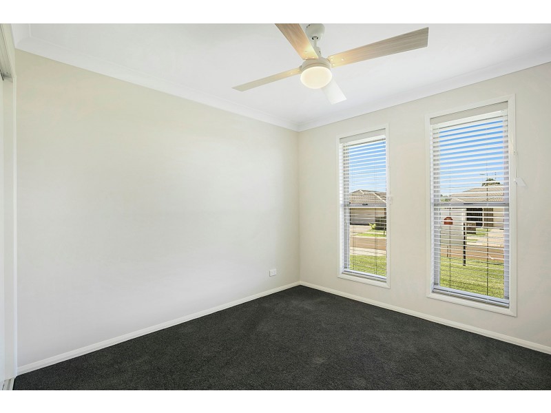 63 Entabeni Drive, Kearneys Spring QLD 4350